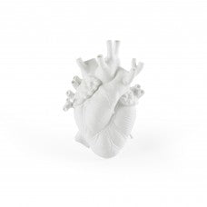 LOVE IN BLOOM BIANCO HEART VASE
